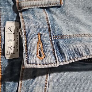 Sofia jeans by sofia Vergara size 14 skinny ankle. light blue